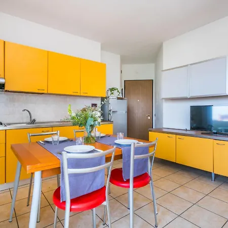 Robinia-pinetine-3 By Interhome Duna Verde