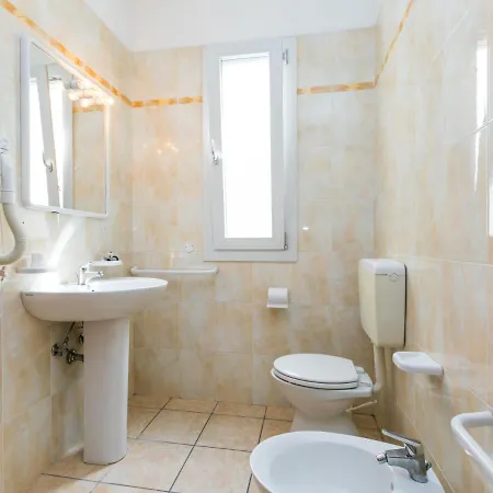 Robinia-pinetine-3 By Interhome *